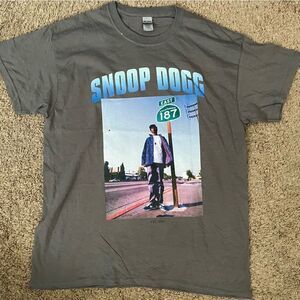 Gildan Heavy cotton Snoop Dogg short sleeve grey crew neck graphic tshirt large